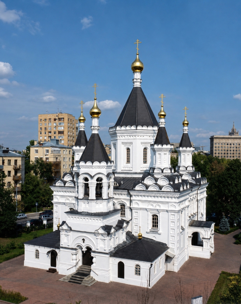  Храм Архангела Михаила при Клиниках на Девичьем поле